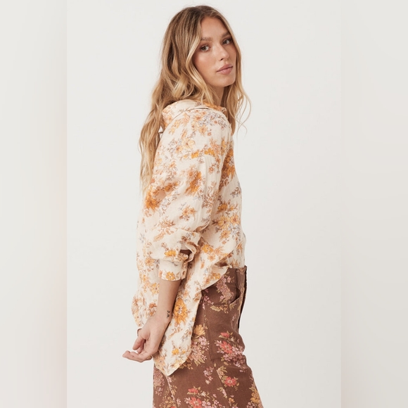 SIZE SWAP S to M NWT Meadowland Linen Blouse in Cream - Picture 3 of 12